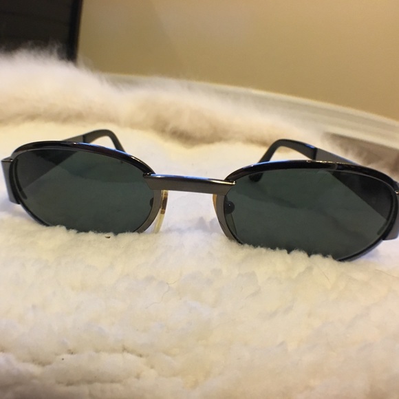 VINTAGE Gianni Versace s 78 sunglasses - Picture 8 of 8